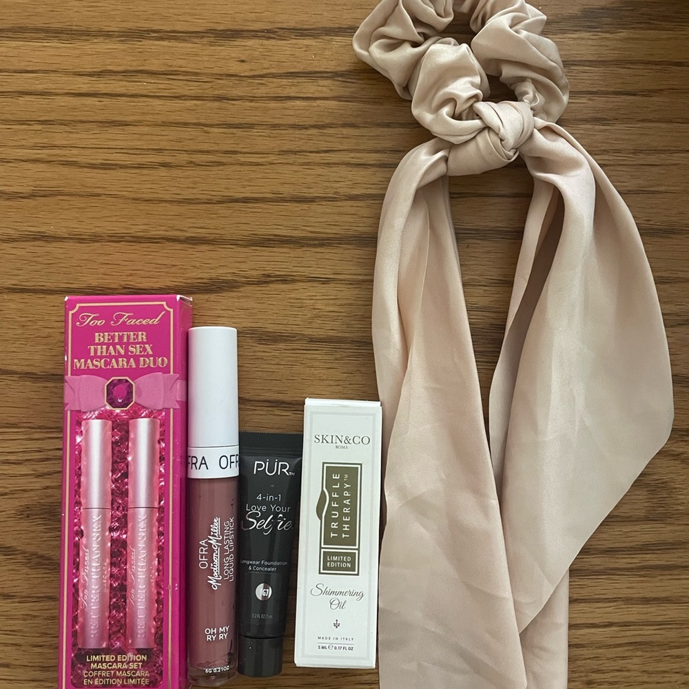 Must have MakeUp